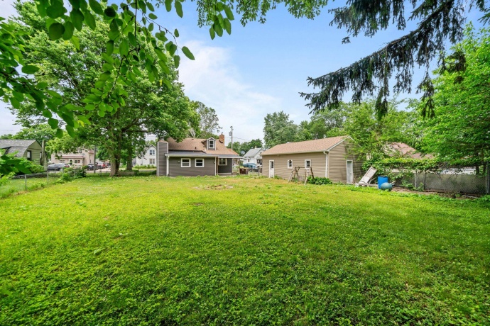 336 Menomonie, BELVIDERE, Illinois 61008, 3 Bedrooms Bedrooms, ,2 BathroomsBathrooms,House,For Sale,Menomonie,202603560
