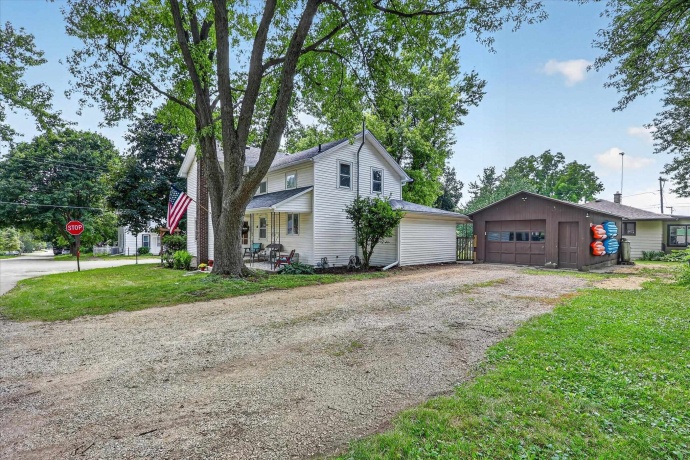 110 Harrison, Cedarville, Illinois 61013, 3 Bedrooms Bedrooms, ,1 BathroomBathrooms,House,For Sale,Harrison,202604839