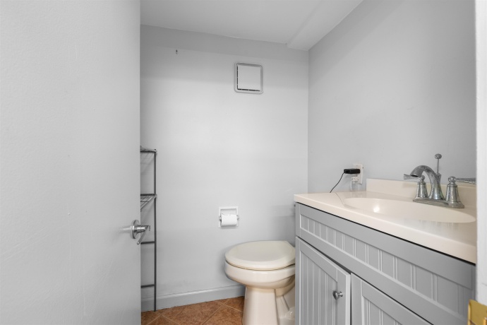 4097 Oaklane, ROCKFORD, Illinois 61109, 3 Bedrooms Bedrooms, ,2 BathroomsBathrooms,House,For Sale,Oaklane,202605285