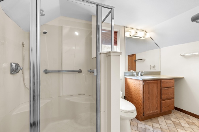 4097 Oaklane, ROCKFORD, Illinois 61109, 3 Bedrooms Bedrooms, ,2 BathroomsBathrooms,House,For Sale,Oaklane,202605285