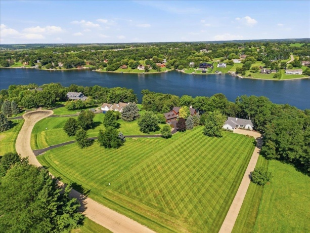 24-72 Saddlewood, LAKE CARROLL, Illinois 61046, 5 Bedrooms Bedrooms, ,4 BathroomsBathrooms,House,For Sale,Saddlewood,202605287