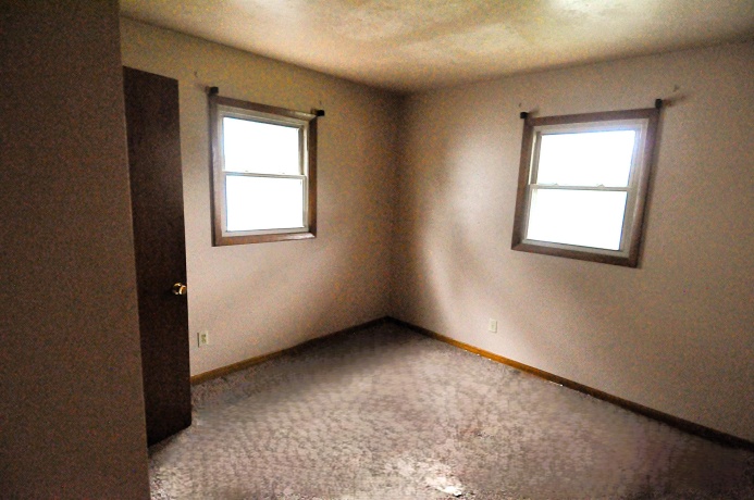 2618 FORSYTHIA, ROCKFORD, Illinois 61102, 3 Bedrooms Bedrooms, ,1 BathroomBathrooms,House,For Sale,FORSYTHIA,202605288