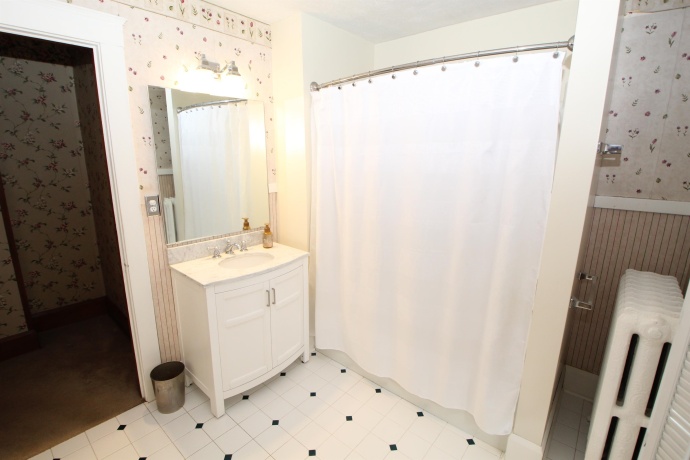 410 HURLBUT, BELVIDERE, Illinois 61008, 3 Bedrooms Bedrooms, ,3 BathroomsBathrooms,House,For Sale,HURLBUT,202605289