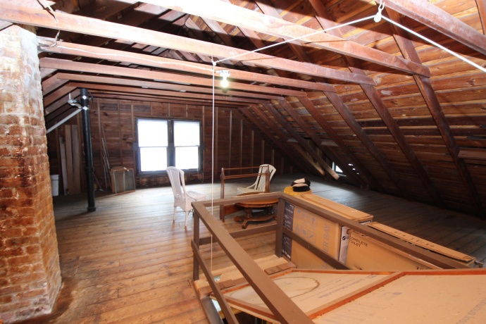 410 HURLBUT, BELVIDERE, Illinois 61008, 3 Bedrooms Bedrooms, ,3 BathroomsBathrooms,House,For Sale,HURLBUT,202605289