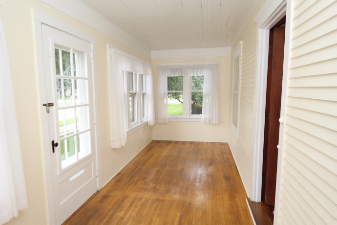 410 HURLBUT, BELVIDERE, Illinois 61008, 3 Bedrooms Bedrooms, ,3 BathroomsBathrooms,House,For Sale,HURLBUT,202605289