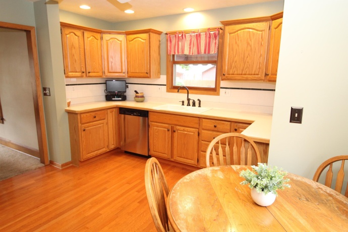 410 HURLBUT, BELVIDERE, Illinois 61008, 3 Bedrooms Bedrooms, ,3 BathroomsBathrooms,House,For Sale,HURLBUT,202605289