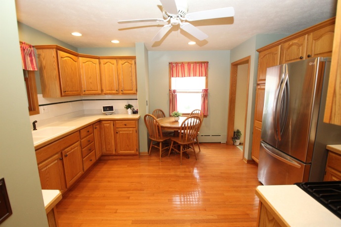 410 HURLBUT, BELVIDERE, Illinois 61008, 3 Bedrooms Bedrooms, ,3 BathroomsBathrooms,House,For Sale,HURLBUT,202605289