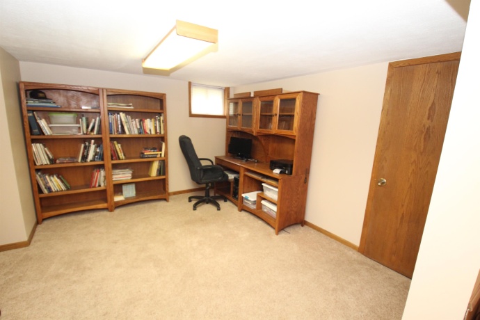 410 HURLBUT, BELVIDERE, Illinois 61008, 3 Bedrooms Bedrooms, ,3 BathroomsBathrooms,House,For Sale,HURLBUT,202605289