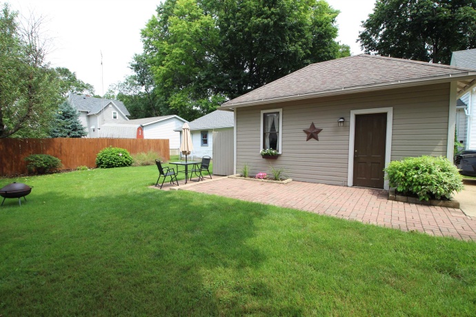 410 HURLBUT, BELVIDERE, Illinois 61008, 3 Bedrooms Bedrooms, ,3 BathroomsBathrooms,House,For Sale,HURLBUT,202605289