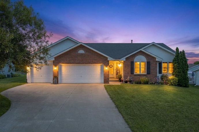 4244 Westridge, WINNEBAGO, Illinois 61088, 5 Bedrooms Bedrooms, ,2 BathroomsBathrooms,House,For Sale,Westridge,202605252