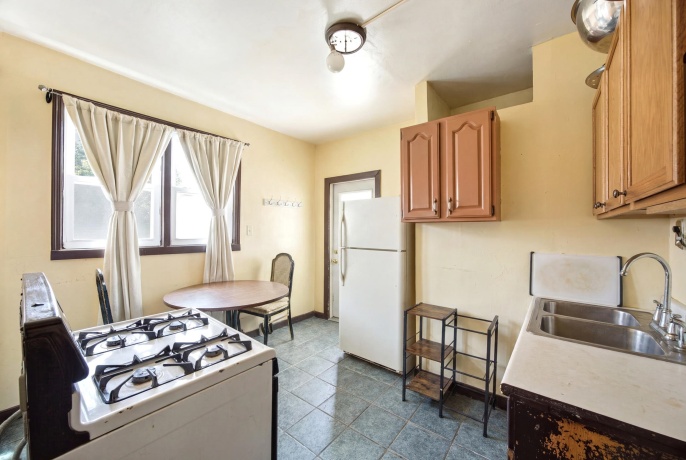 2331 18th, ROCKFORD, Illinois 61104, 3 Bedrooms Bedrooms, ,1 BathroomBathrooms,House,For Sale,18th,202605290