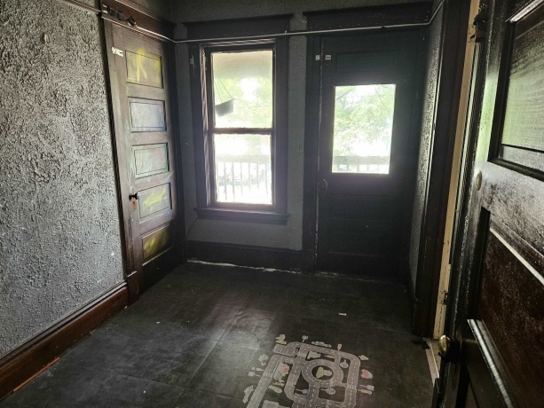 210 6th, ROCKFORD, Illinois 61104, ,2 Units,For Sale,6th,202605101