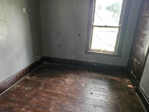 210 6th, ROCKFORD, Illinois 61104, ,2 Units,For Sale,6th,202605101