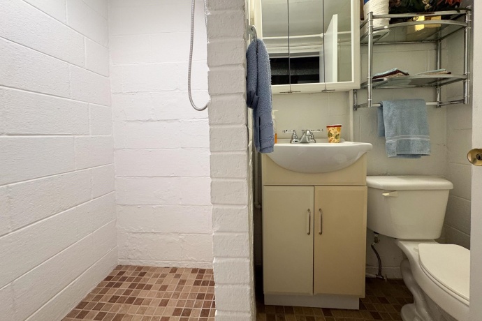 106 Superior, MACHESNEY PARK, Illinois 61115, 3 Bedrooms Bedrooms, ,2 BathroomsBathrooms,House,For Sale,Superior,202605291