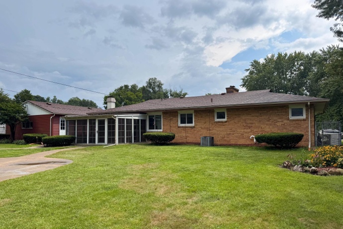 106 Superior, MACHESNEY PARK, Illinois 61115, 3 Bedrooms Bedrooms, ,2 BathroomsBathrooms,House,For Sale,Superior,202605291