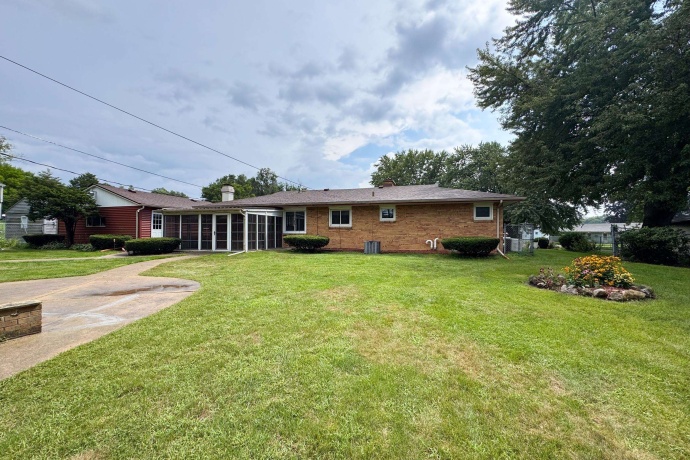 106 Superior, MACHESNEY PARK, Illinois 61115, 3 Bedrooms Bedrooms, ,2 BathroomsBathrooms,House,For Sale,Superior,202605291
