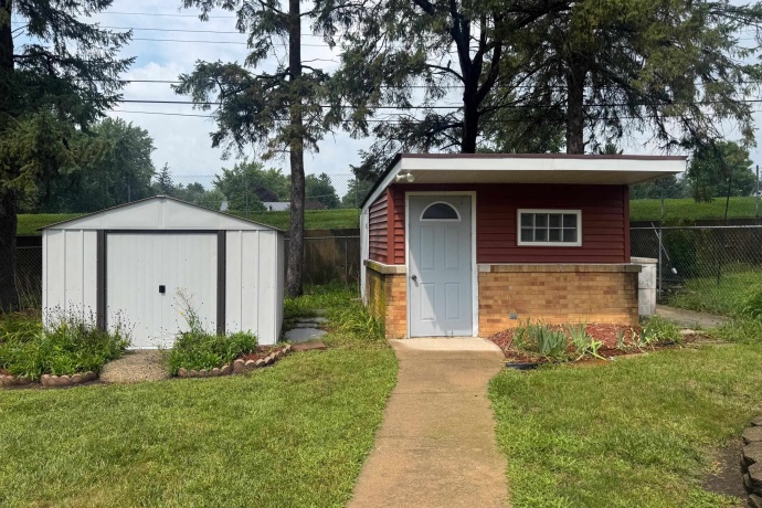 106 Superior, MACHESNEY PARK, Illinois 61115, 3 Bedrooms Bedrooms, ,2 BathroomsBathrooms,House,For Sale,Superior,202605291