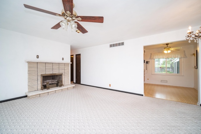 106 Superior, MACHESNEY PARK, Illinois 61115, 3 Bedrooms Bedrooms, ,2 BathroomsBathrooms,House,For Sale,Superior,202605291