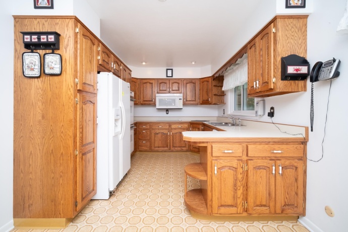 106 Superior, MACHESNEY PARK, Illinois 61115, 3 Bedrooms Bedrooms, ,2 BathroomsBathrooms,House,For Sale,Superior,202605291