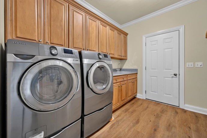 2843 APPLEWOOD, ROCKFORD, Illinois 61114, 4 Bedrooms Bedrooms, ,3 BathroomsBathrooms,House,For Sale,APPLEWOOD,202605292