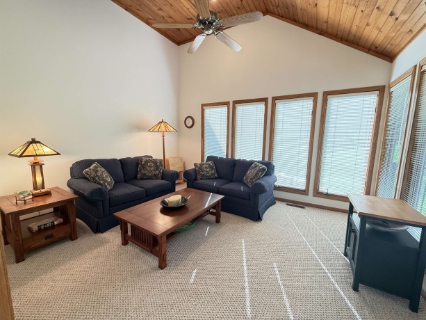 38 Longwood, GALENA, Illinois 61036, 4 Bedrooms Bedrooms, ,3 BathroomsBathrooms,House,For Sale,Longwood,202605294