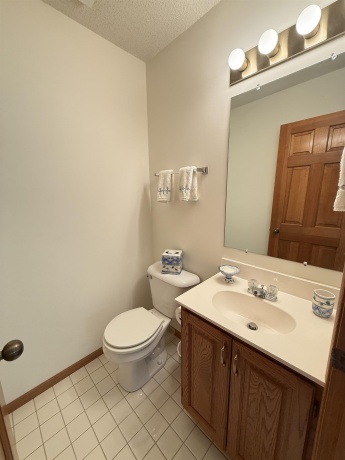 38 Longwood, GALENA, Illinois 61036, 4 Bedrooms Bedrooms, ,3 BathroomsBathrooms,House,For Sale,Longwood,202605294