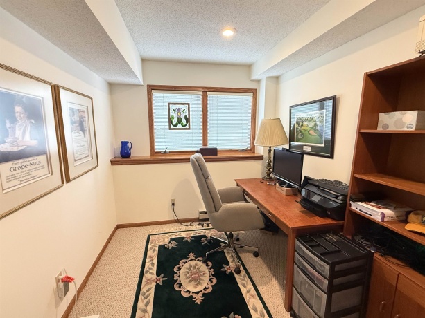 38 Longwood, GALENA, Illinois 61036, 4 Bedrooms Bedrooms, ,3 BathroomsBathrooms,House,For Sale,Longwood,202605294