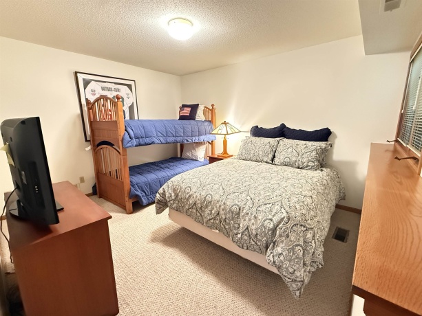 38 Longwood, GALENA, Illinois 61036, 4 Bedrooms Bedrooms, ,3 BathroomsBathrooms,House,For Sale,Longwood,202605294
