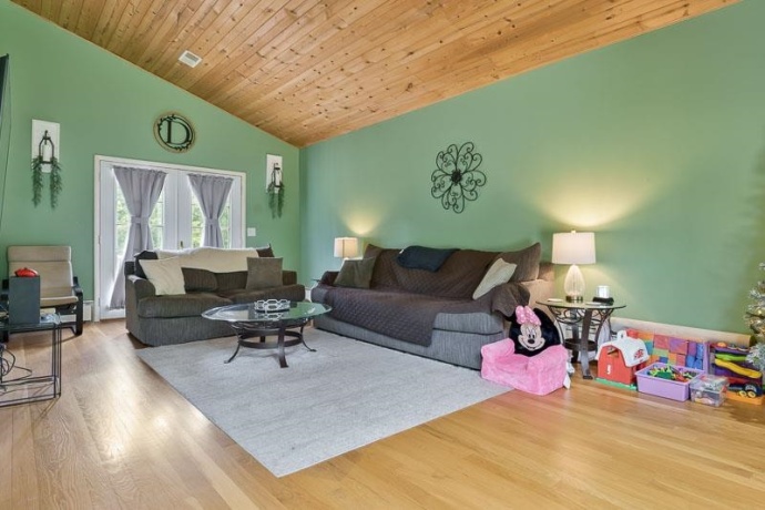 16557 Grove Creek, PECATONICA, Illinois 61063, 3 Bedrooms Bedrooms, ,3 BathroomsBathrooms,House,For Sale,Grove Creek,202605295