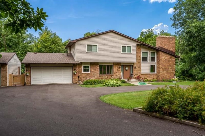 16557 Grove Creek, PECATONICA, Illinois 61063, 3 Bedrooms Bedrooms, ,3 BathroomsBathrooms,House,For Sale,Grove Creek,202605295