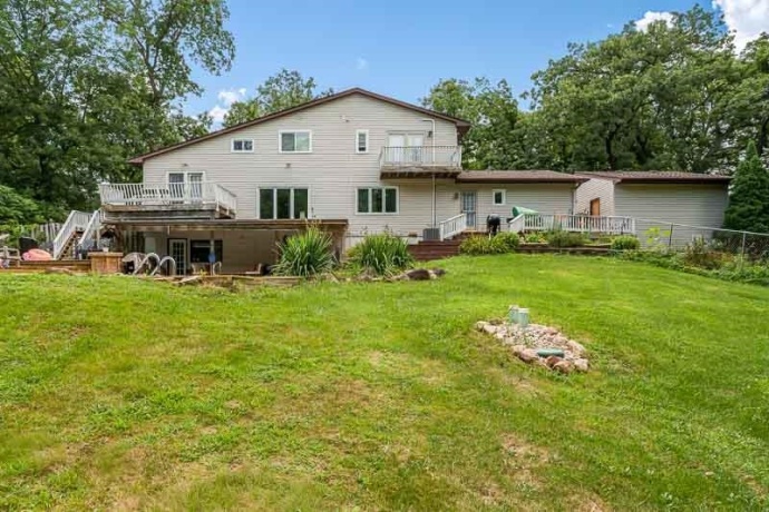 16557 Grove Creek, PECATONICA, Illinois 61063, 3 Bedrooms Bedrooms, ,3 BathroomsBathrooms,House,For Sale,Grove Creek,202605295