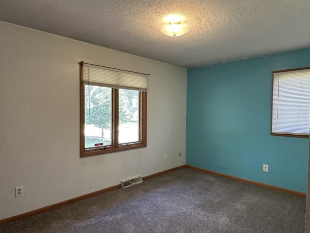 8090 FARR, SAVANNA, Illinois 61074, 4 Bedrooms Bedrooms, ,2 BathroomsBathrooms,House,For Sale,FARR,202605300