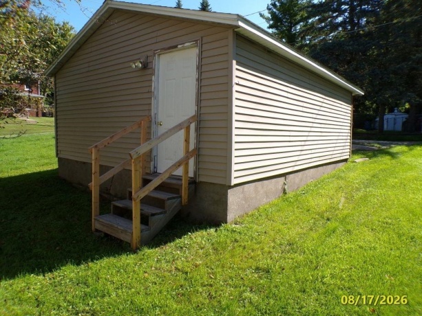 822 4th, SAVANNA, Illinois 61074, 3 Bedrooms Bedrooms, ,1 BathroomBathrooms,House,For Sale,4th,202605302
