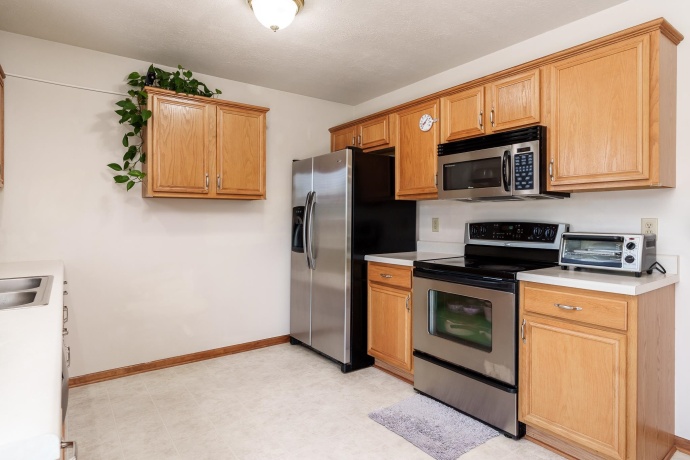 4201 Clearfield, ROCKFORD, Illinois 61109, 3 Bedrooms Bedrooms, ,2 BathroomsBathrooms,House,For Sale,Clearfield,202605303