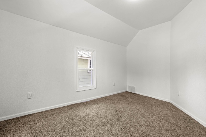 1113 22nd, ROCKFORD, Illinois 61104, 3 Bedrooms Bedrooms, ,1 BathroomBathrooms,House,For Sale,22nd,202605304
