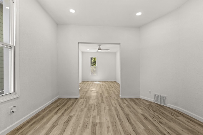 1113 22nd, ROCKFORD, Illinois 61104, 3 Bedrooms Bedrooms, ,1 BathroomBathrooms,House,For Sale,22nd,202605304