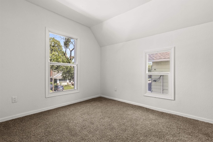 1113 22nd, ROCKFORD, Illinois 61104, 3 Bedrooms Bedrooms, ,1 BathroomBathrooms,House,For Sale,22nd,202605304