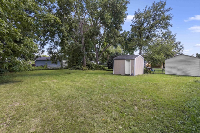 1428 Maple, BELVIDERE, Illinois 61008, 3 Bedrooms Bedrooms, ,1 BathroomBathrooms,House,For Sale,Maple,202605306