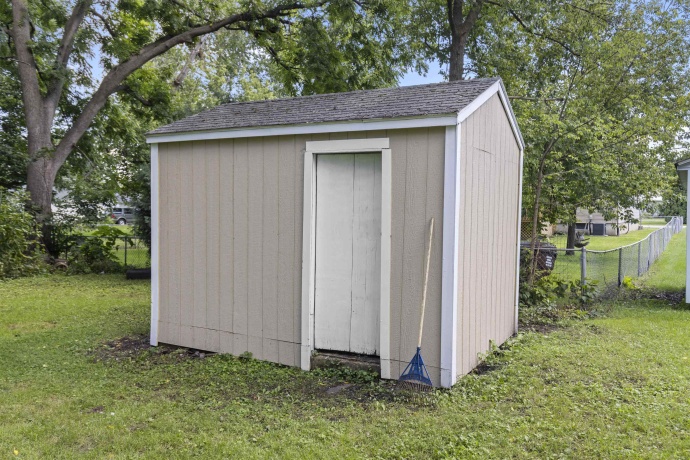 1428 Maple, BELVIDERE, Illinois 61008, 3 Bedrooms Bedrooms, ,1 BathroomBathrooms,House,For Sale,Maple,202605306