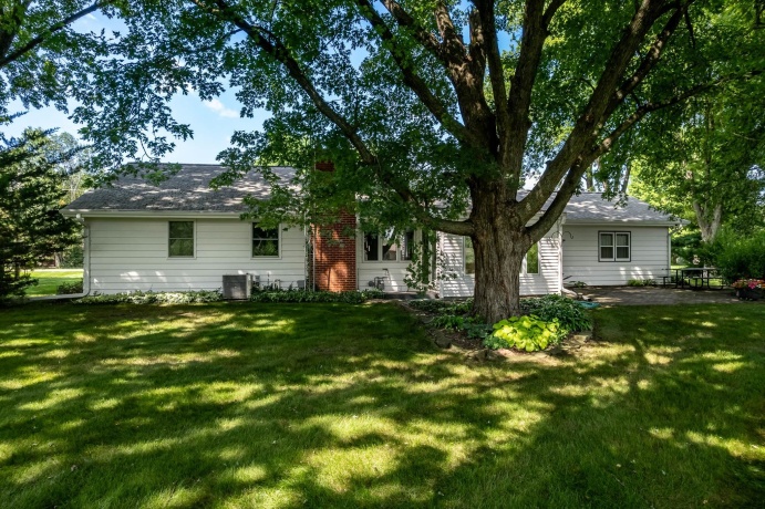 13591 Beaver, ROSCOE, Illinois 61073, 3 Bedrooms Bedrooms, ,3 BathroomsBathrooms,House,For Sale,Beaver,202605309