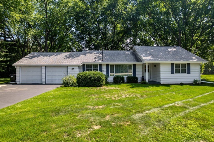 13591 Beaver, ROSCOE, Illinois 61073, 3 Bedrooms Bedrooms, ,3 BathroomsBathrooms,House,For Sale,Beaver,202605309