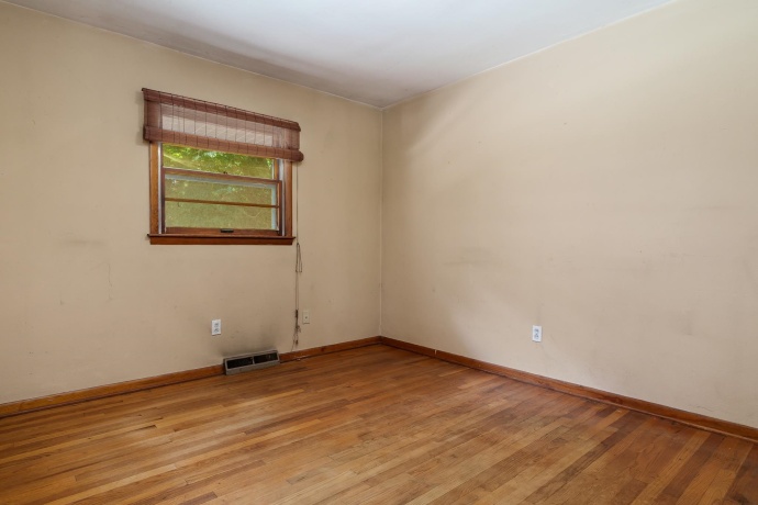 5094 SAFFORD, ROCKFORD, Illinois 61101, 3 Bedrooms Bedrooms, ,1 BathroomBathrooms,House,For Sale,SAFFORD,202605310