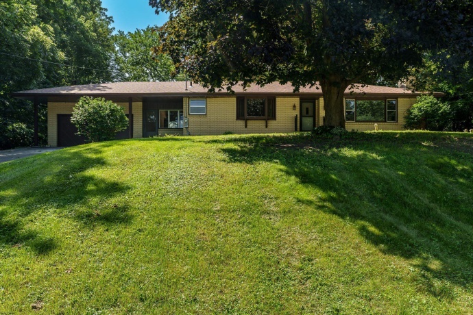 5094 SAFFORD, ROCKFORD, Illinois 61101, 3 Bedrooms Bedrooms, ,1 BathroomBathrooms,House,For Sale,SAFFORD,202605310