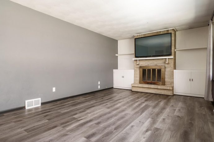 5094 SAFFORD, ROCKFORD, Illinois 61101, 3 Bedrooms Bedrooms, ,1 BathroomBathrooms,House,For Sale,SAFFORD,202605310
