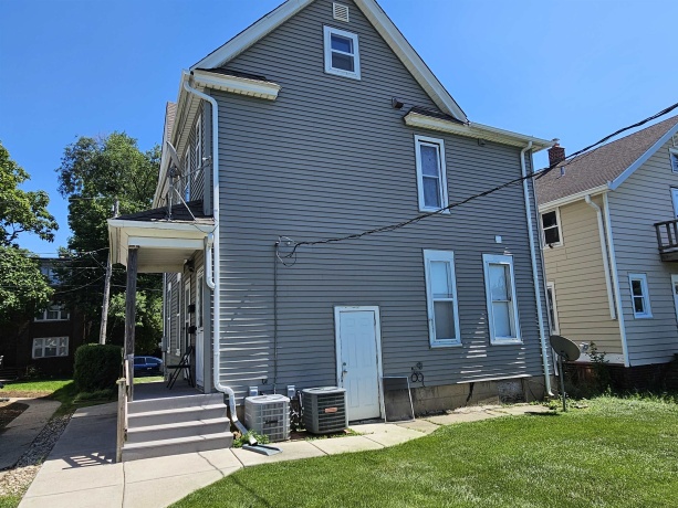 321 Prospect, ROCKFORD, Illinois 61104, ,2 Units,For Sale,Prospect,202605311