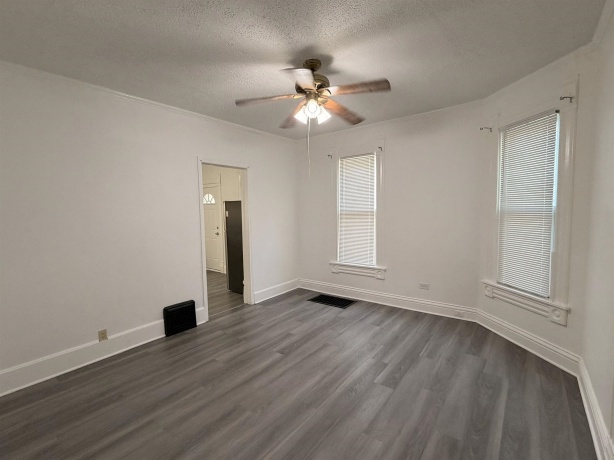 321 Prospect, ROCKFORD, Illinois 61104, ,2 Units,For Sale,Prospect,202605311