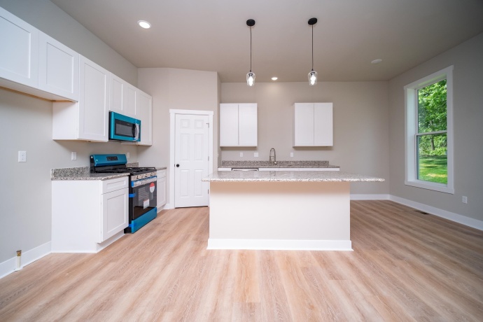 9772 Hawks Pointe, ROSCOE, Illinois 61073, 3 Bedrooms Bedrooms, ,2 BathroomsBathrooms,House,For Sale,Hawks Pointe,202605315