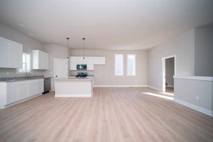 9750 Hawks Pointe, ROSCOE, Illinois 61073, 3 Bedrooms Bedrooms, ,2 BathroomsBathrooms,House,For Sale,Hawks Pointe,202605316