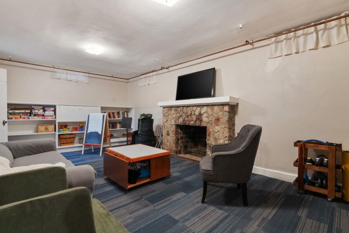804 Milwaukee, BELOIT, Wisconsin 53511, 4 Bedrooms Bedrooms, ,2 BathroomsBathrooms,House,For Sale,Milwaukee,202605317