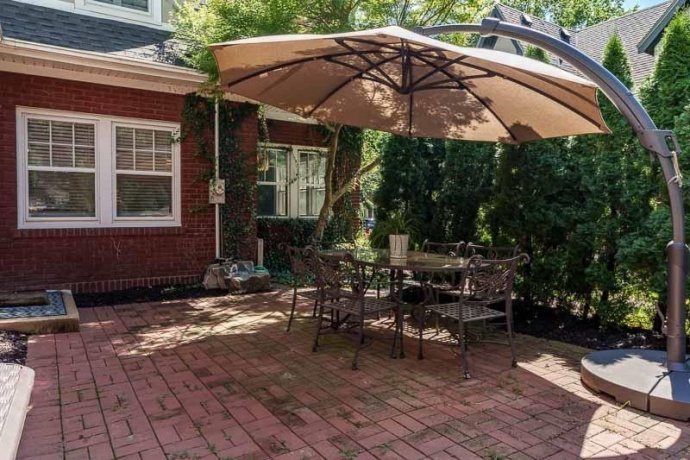 2314 CLINTON, ROCKFORD, Illinois 61103, 4 Bedrooms Bedrooms, ,2 BathroomsBathrooms,House,For Sale,CLINTON,202605320